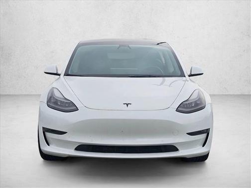 Pearl White Multi-Coat 2022 Tesla Model 3 Long Range