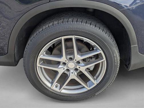 2017 Mercedes-Benz GLC 300 Base