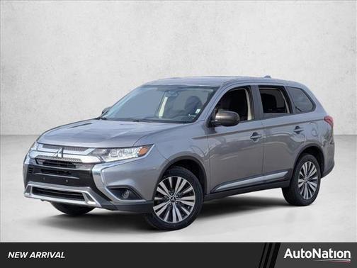 2020 Mitsubishi Outlander ES