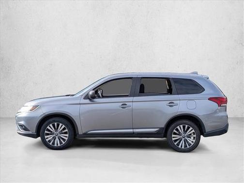 2020 Mitsubishi Outlander ES