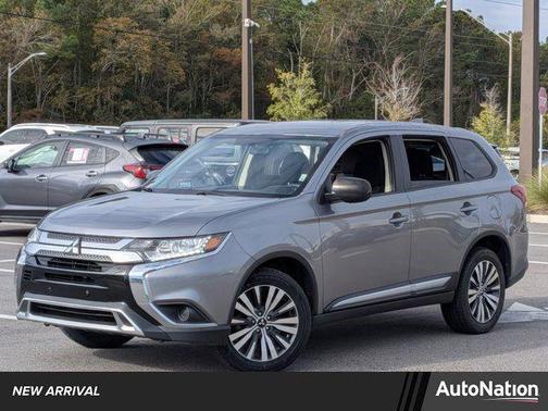 2020 Mitsubishi Outlander ES