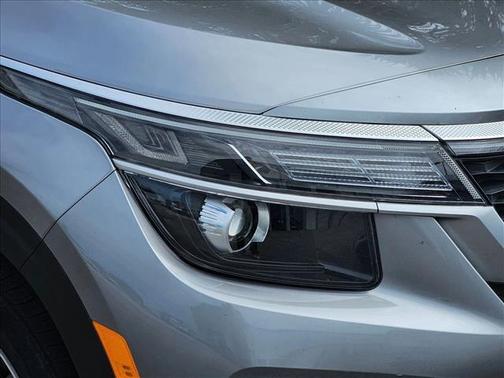 Steel Gray 2021 Kia Seltos EX