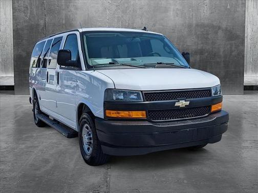 2019 Chevrolet Express 2500 LS