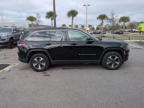 2024 Jeep Grand Cherokee 4xe Base