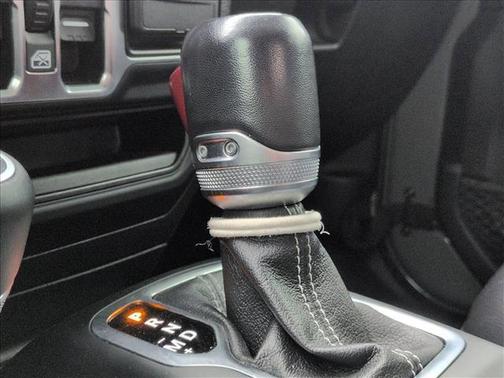 Sting-Gray Clearcoat 2021 Jeep Gladiator Overland