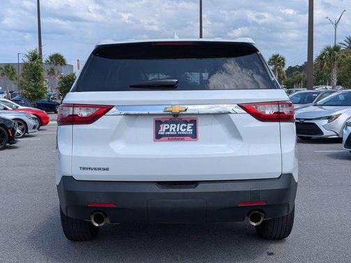 Summit White 2021 Chevrolet Traverse LS