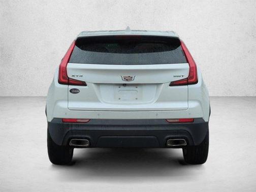 Crystal White Tricoat 2020 Cadillac XT4 Luxury