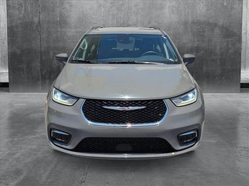 2021 Chrysler Pacifica Touring
