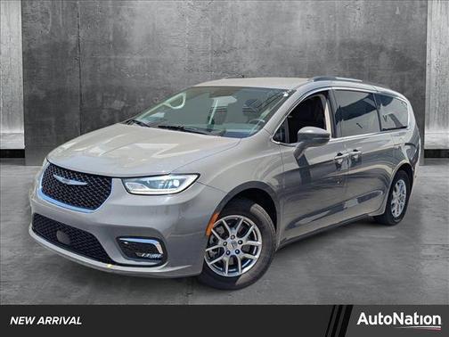 2021 Chrysler Pacifica Touring