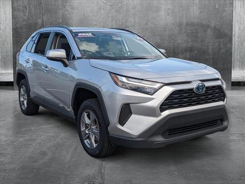 2023 Toyota RAV4 Hybrid XLE