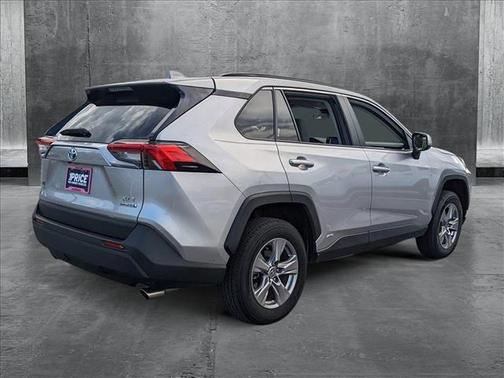 2023 Toyota RAV4 Hybrid XLE