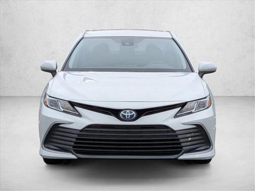 2024 Toyota Camry Hybrid LE
