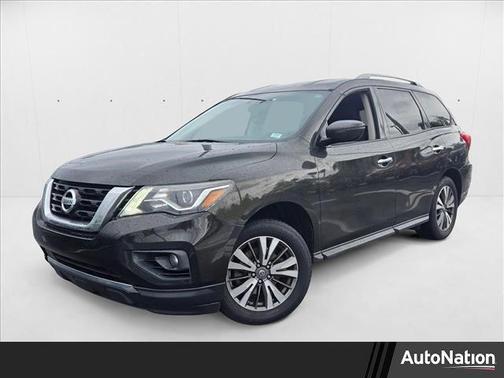 2017 Nissan Pathfinder Platinum