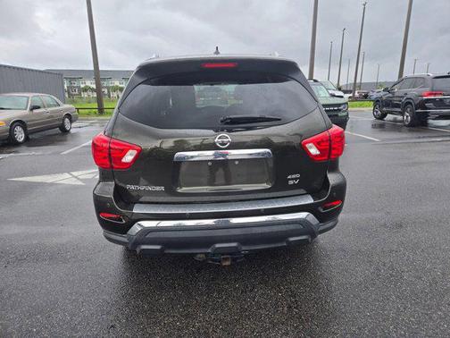 2017 Nissan Pathfinder Platinum