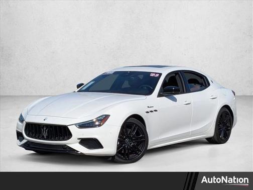 2023 Maserati Ghibli Modena Q4
