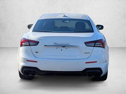2023 Maserati Ghibli Modena Q4