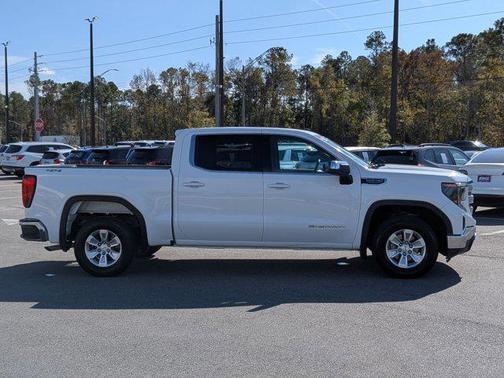2022 GMC Sierra 1500 SLE