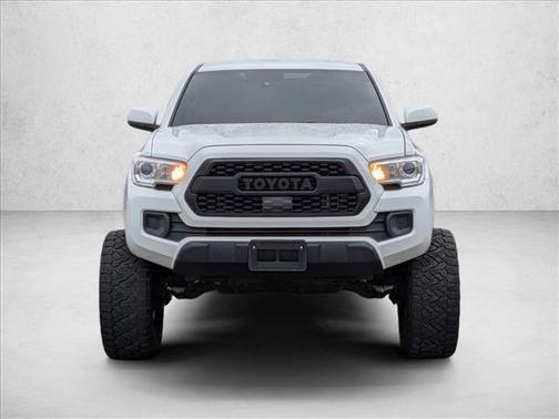 2018 Toyota Tacoma SR