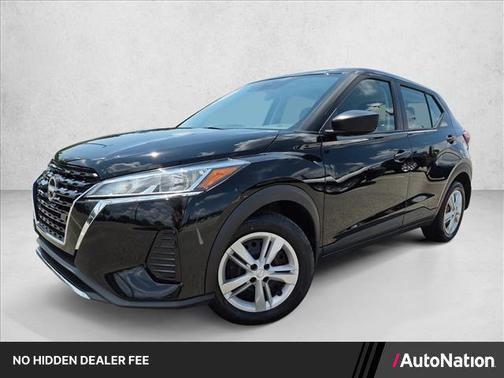 Super Black 2023 Nissan Kicks S
