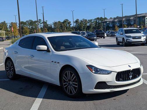 2016 Maserati Ghibli Base