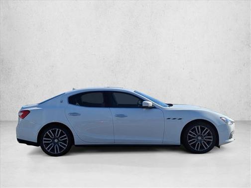 2016 Maserati Ghibli Base