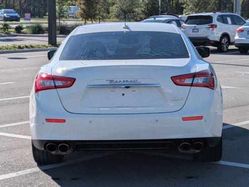 2016 Maserati Ghibli Base