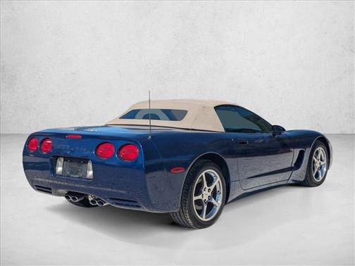 2004 Chevrolet Corvette Base