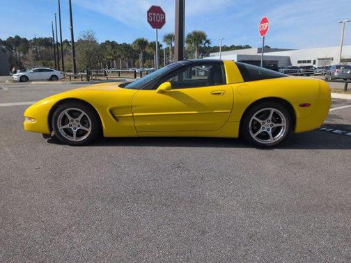 2004 Chevrolet Corvette Base