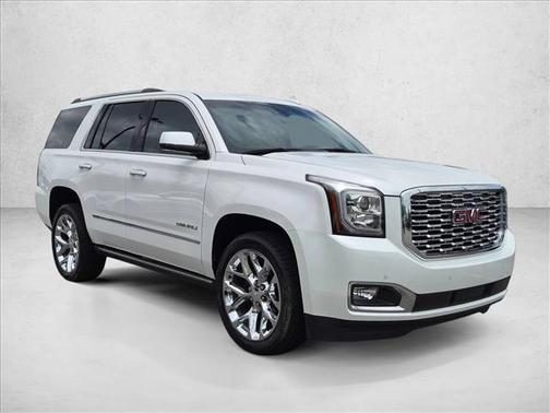 White Frost Tricoat 2019 GMC Yukon Denali