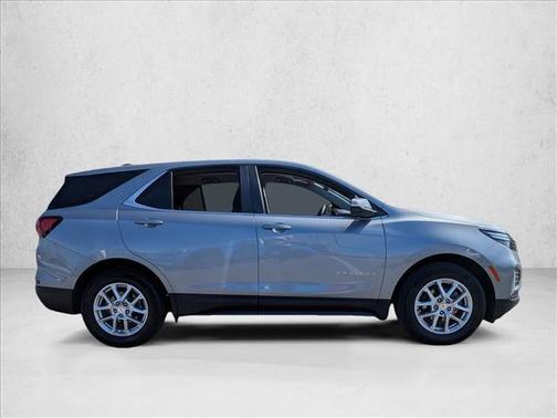 Sterling Gray Metallic 2023 Chevrolet Equinox 1LT