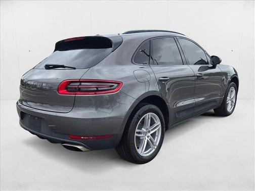 2018 Porsche Macan AWD