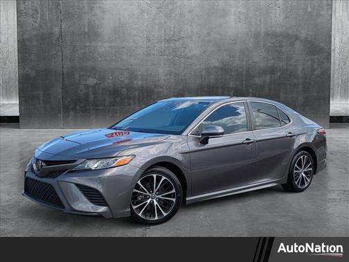 2019 Toyota Camry SE