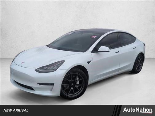 2021 Tesla Model 3 Standard Range Plus