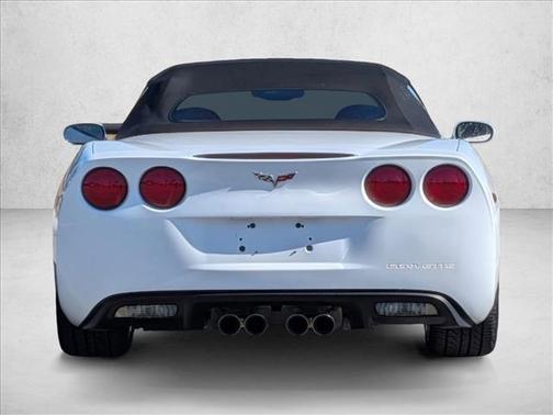 2005 Chevrolet Corvette Base