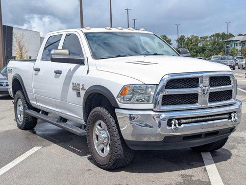 2018 RAM 2500 Tradesman Crew Cab 4x4 6'4' Box
