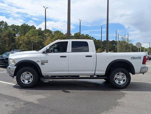 2018 RAM 2500 Tradesman Crew Cab 4x4 6'4' Box