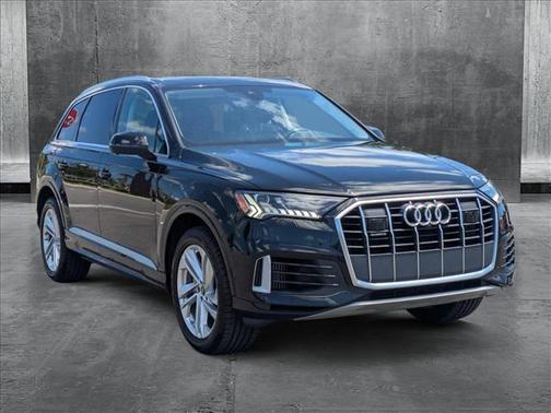 2023 Audi Q7 55 Premium Plus