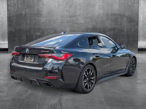 2023 BMW M440 i