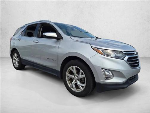 Silver Ice Metallic 2020 Chevrolet Equinox L