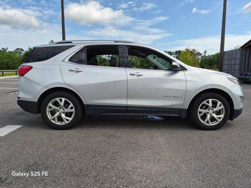 Silver Ice Metallic 2020 Chevrolet Equinox L