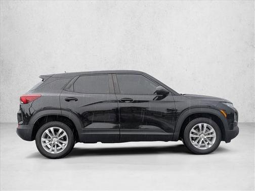 Mosaic Black Metallic 2021 Chevrolet Trailblazer LS