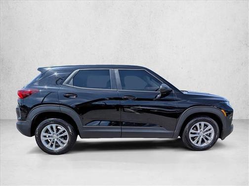 Mosaic Black Metallic 2021 Chevrolet Trailblazer LS