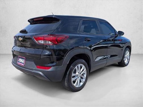 Mosaic Black Metallic 2021 Chevrolet Trailblazer LS