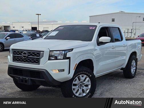 2022 Nissan Frontier SV