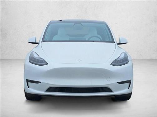 Pearl White Multi-Coat 2024 Tesla Model Y Performance Dual Motor All-Wheel Drive