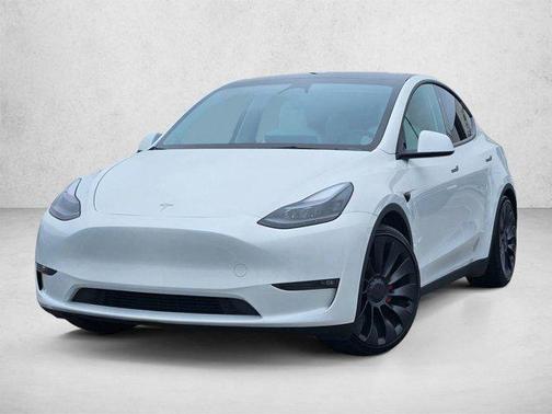 Pearl White Multi-Coat 2024 Tesla Model Y Performance Dual Motor All-Wheel Drive