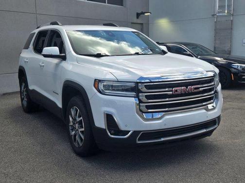 2023 GMC Acadia FWD SLT