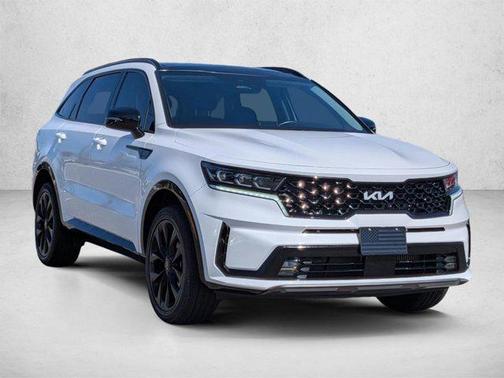 Glacial White Pearl 2023 Kia Sorento SX