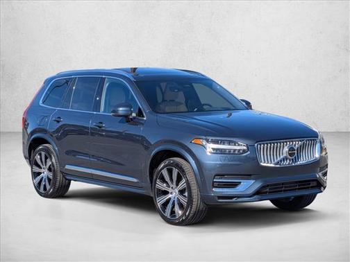 2025 Volvo XC90 Plug-In Hybrid T8 Ultra 7-Seater