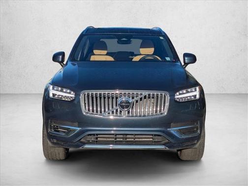 2025 Volvo XC90 Plug-In Hybrid T8 Ultra 7-Seater